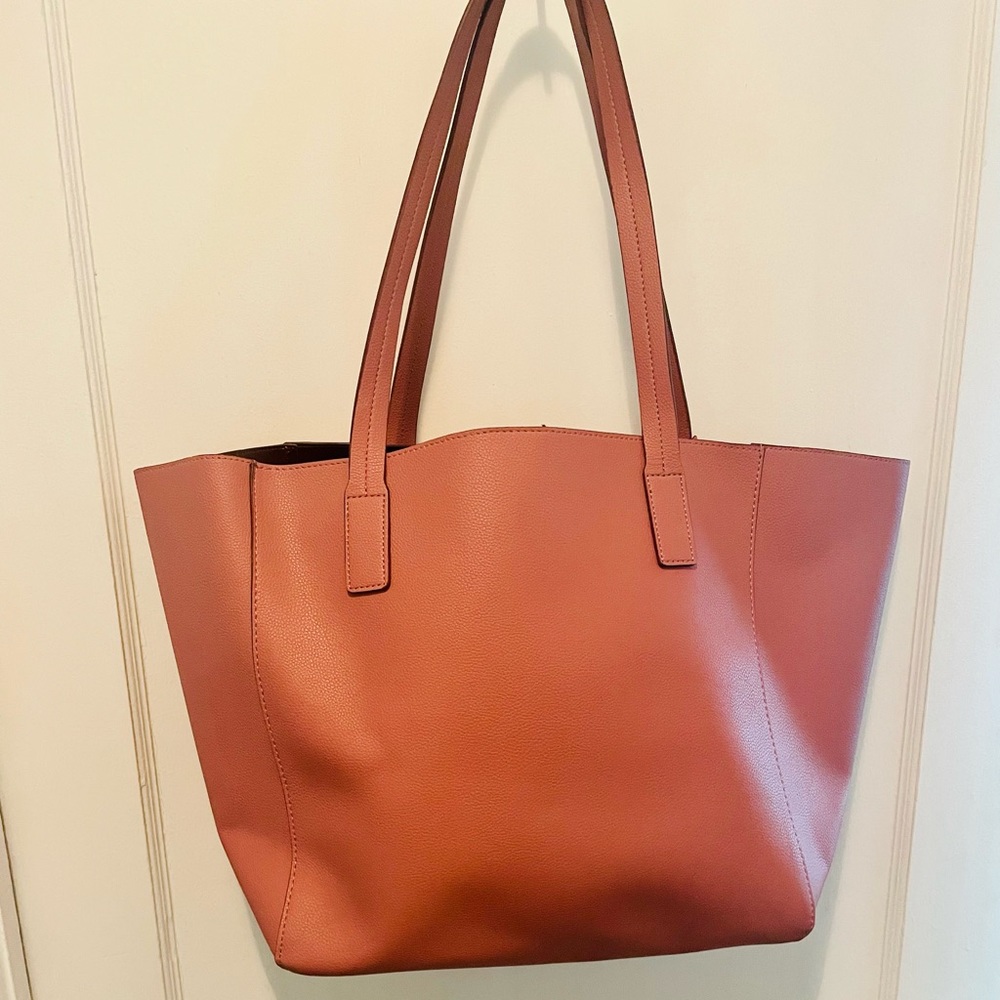 LARGE ROSE COLORED TOTE